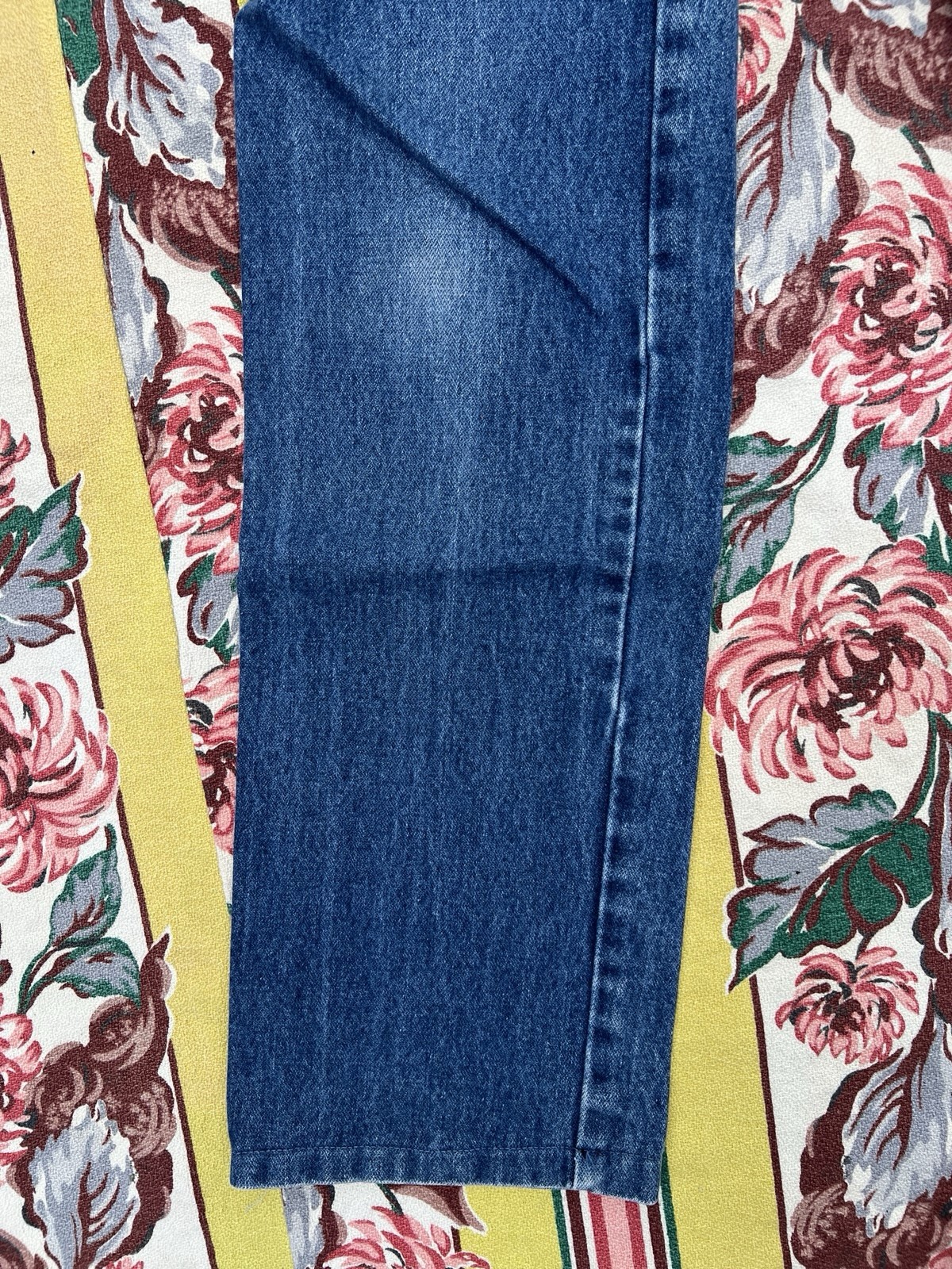 Vintage 80s Sergio Valente Jeans Indigo Dark Wash Straight Leg High Rise Fitted