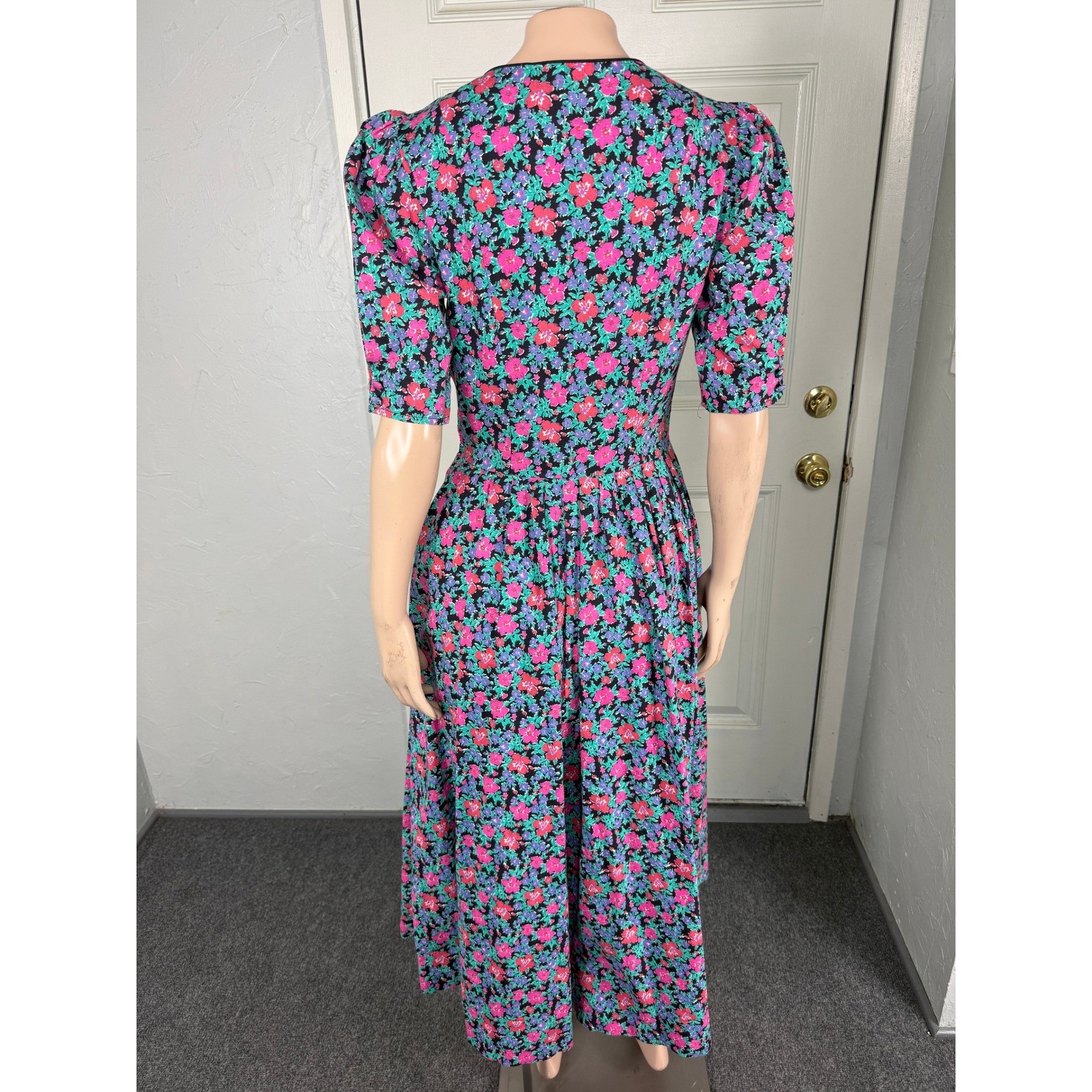 Vintage Laura Ashley Women’s Dress UK 12 US 10 Cotton Floral Button Zip J18