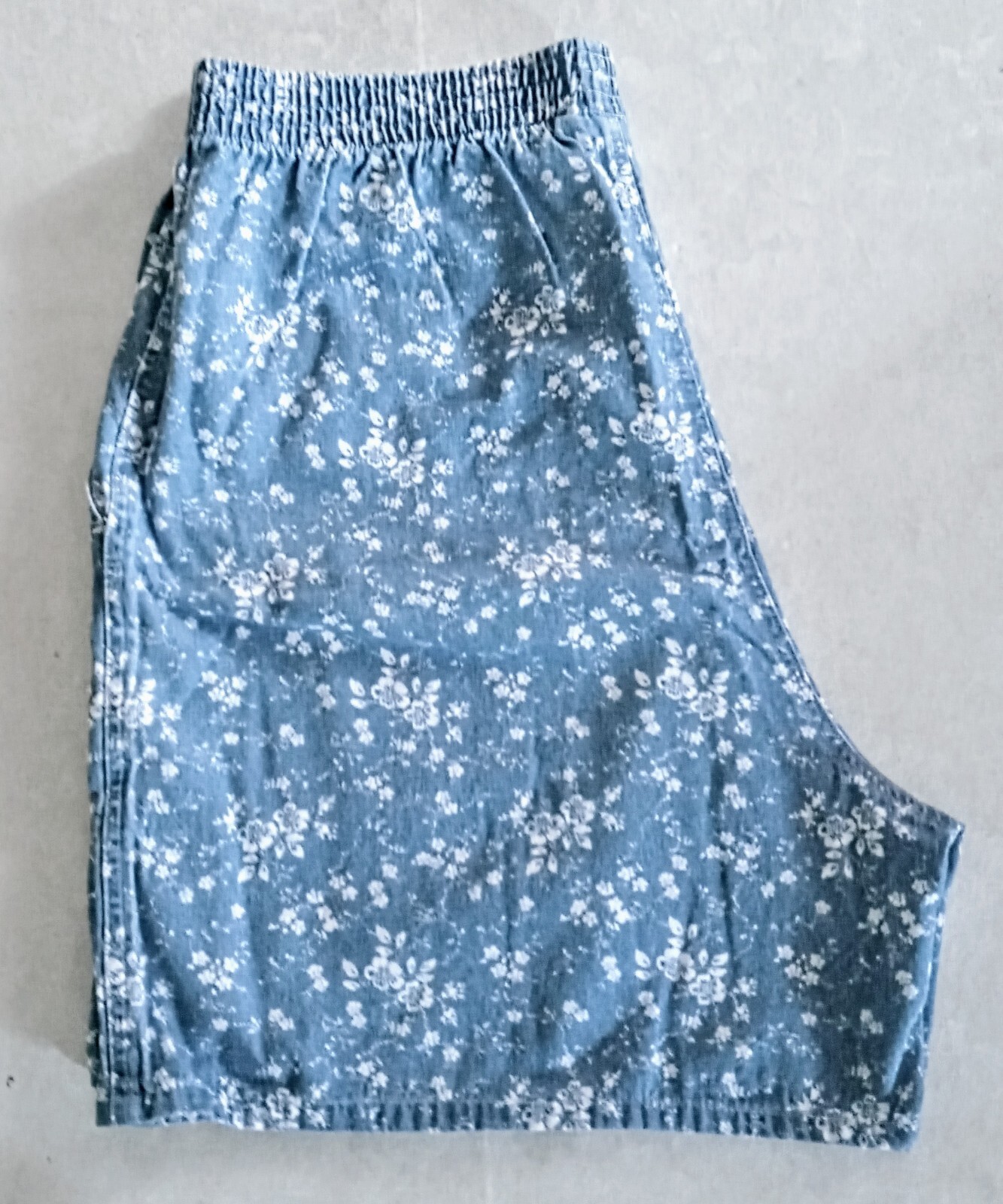 Vintage Jones New York Sport Cotton Floral Shorts Women’s Large Blue Pull on