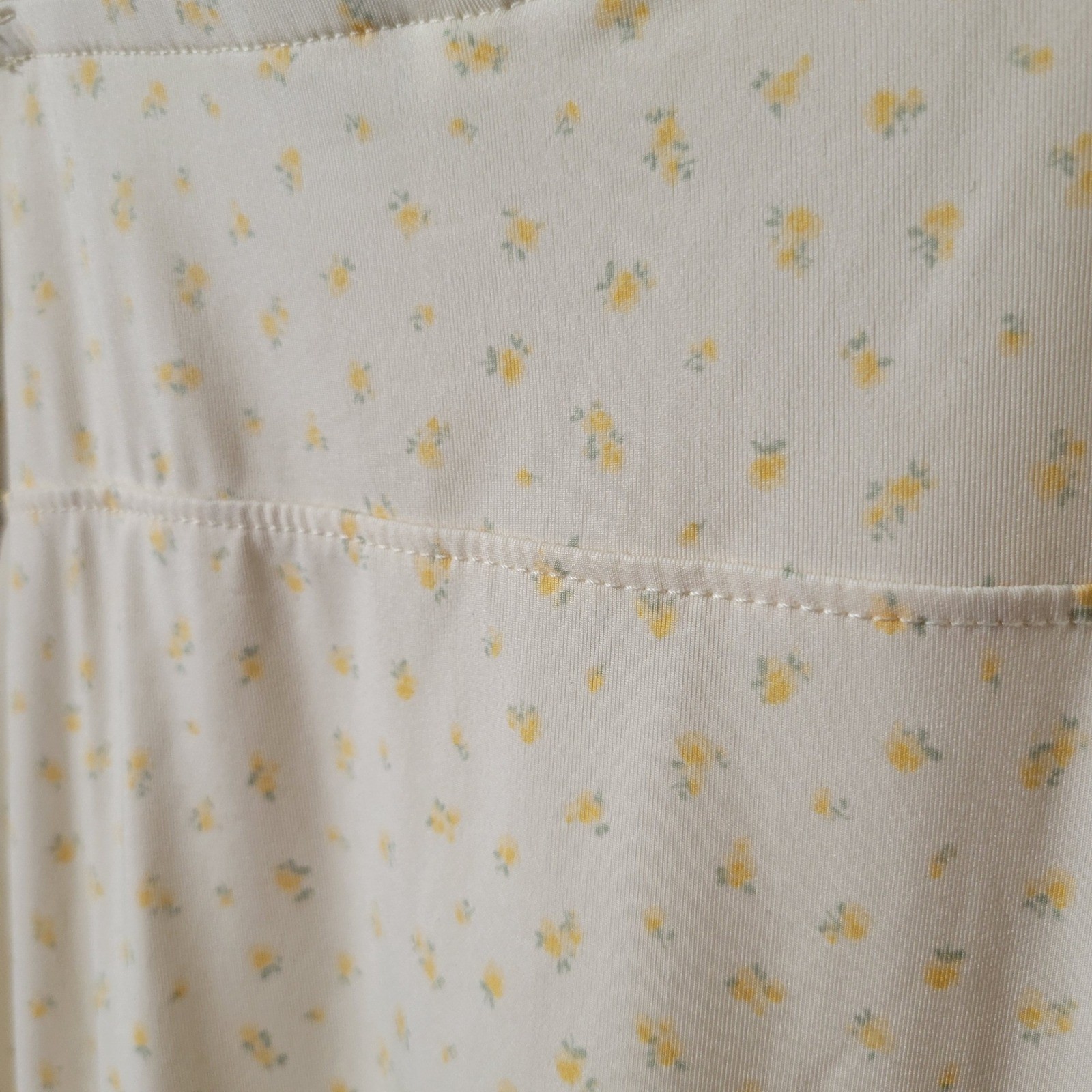 Laura Ashley Nightgown L Yellow Rosebud Floral Lace Cottagecore Chemise