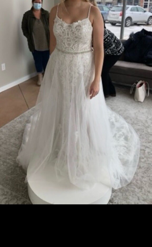 NWT Abella Karina Train Overlay