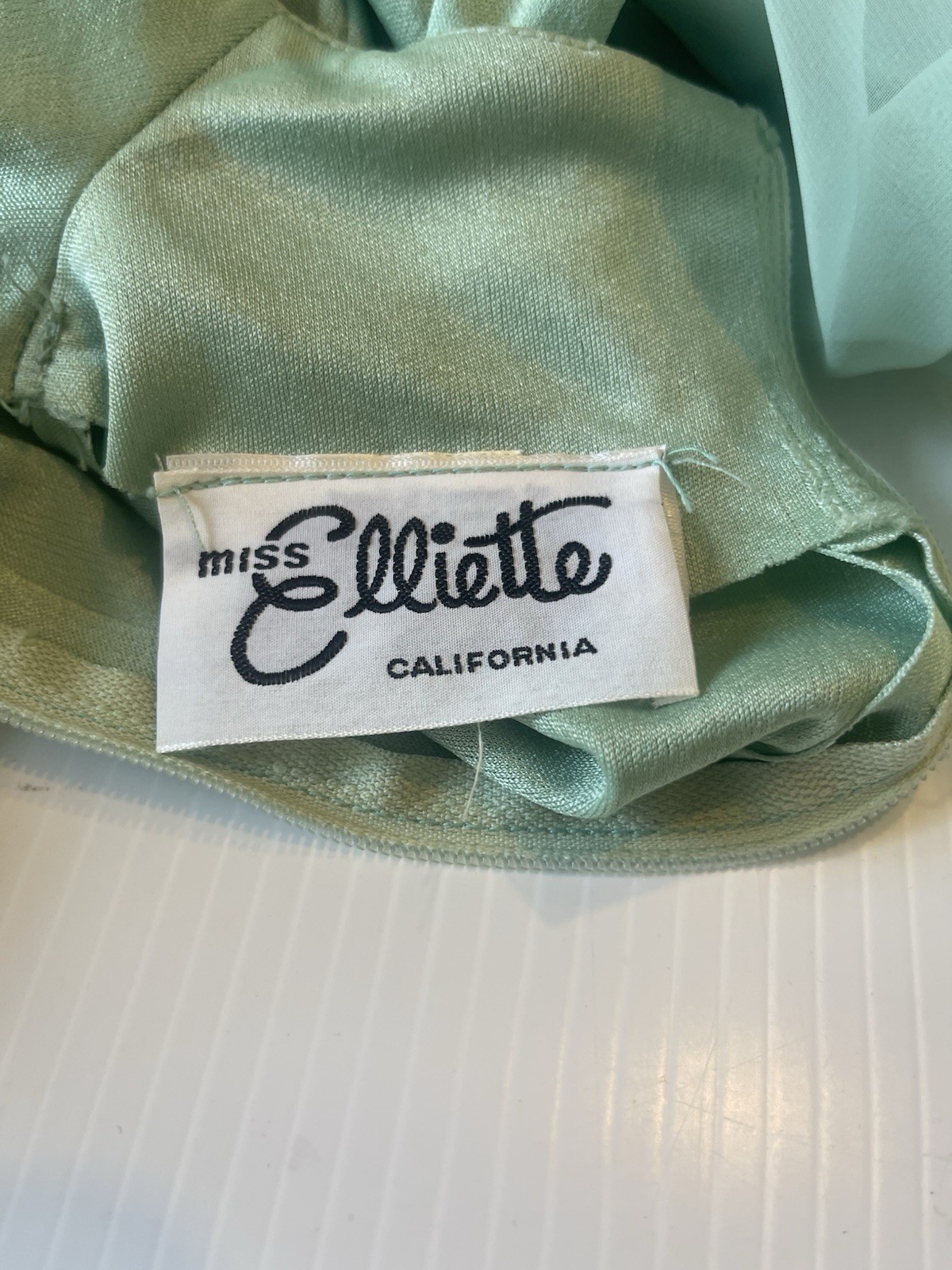 VTG Miss Elliott’s 70s Hostess Green Formal Maxi Dress Size 10 Flowy