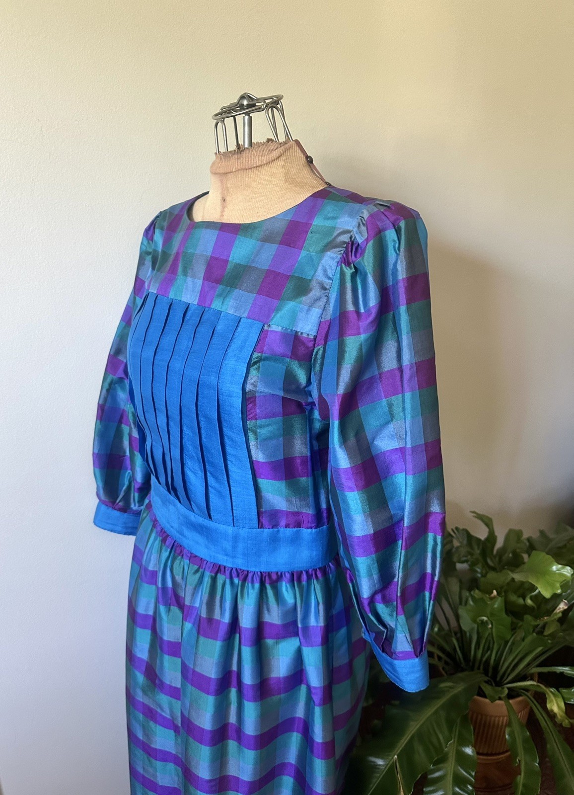 Vintage 60’s Gingham Thai Silk Dress
