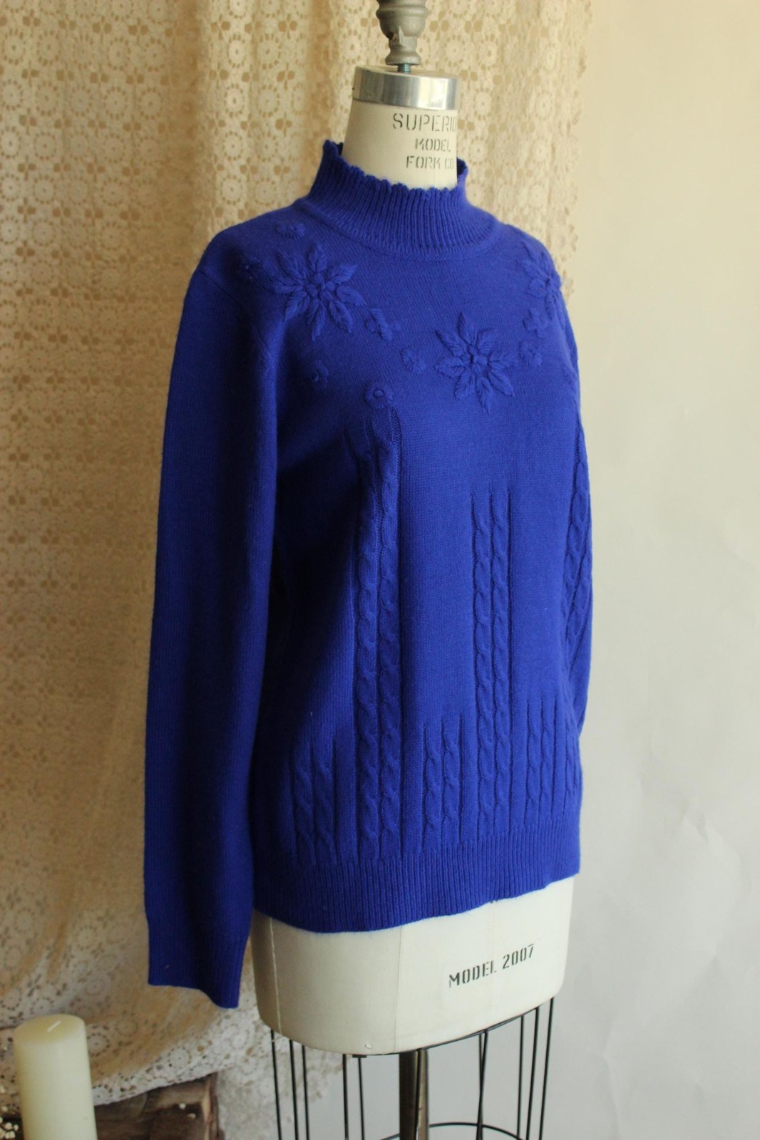 Vintage 1990s Sweater, Salon Studio Royal Blue Acrylic Pullover Jumper, Size M