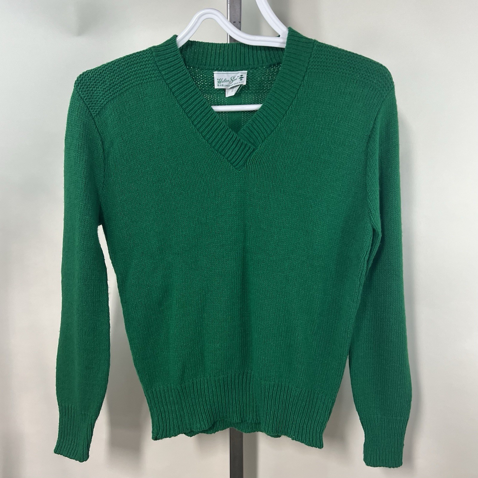 Vintage Helen Sue B&B Sweater Women’s Small High V-Neck Lightweight Kelly Green