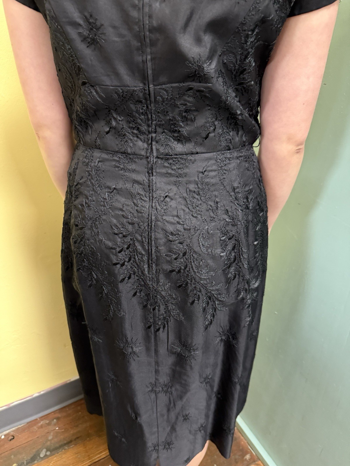 Vintage 50s/60s Pinup Black Polished Cotton Embroidered Cocktail Evening Dress S