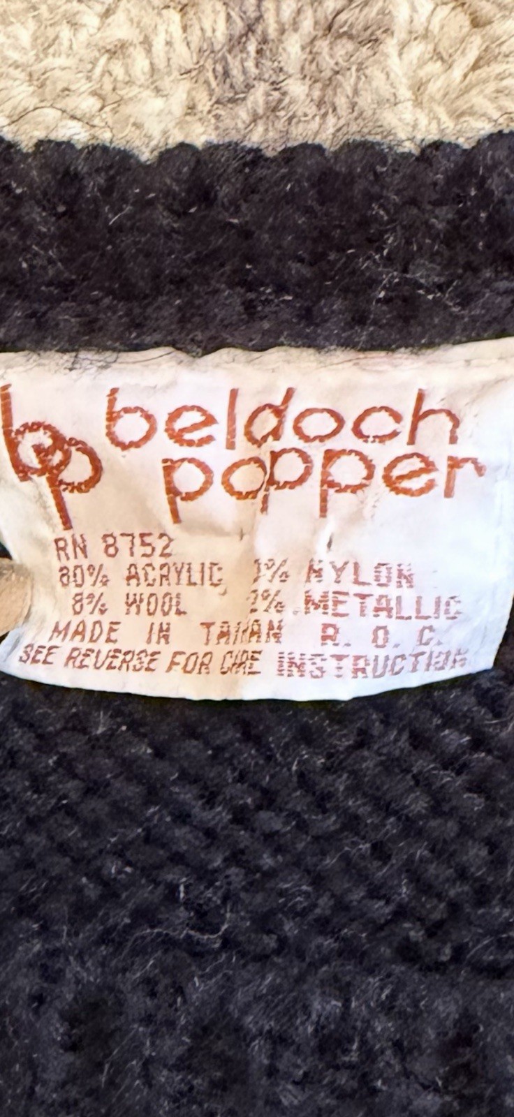 Vtg beldoch popper Women’s sweater Native Western 80’s Geometric
