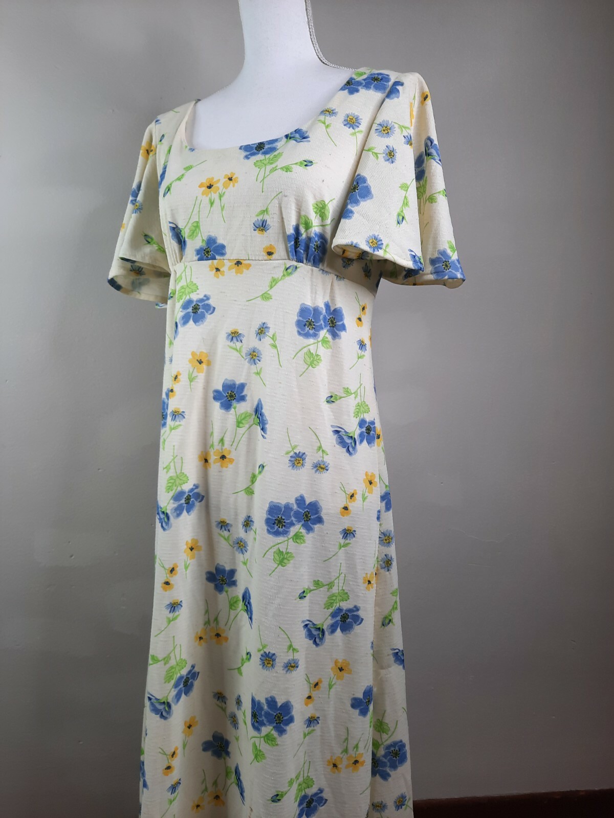 Vintage 70s Maxi Dress Cottagecore Floral Dress Flutter Empire M / L 12 /14