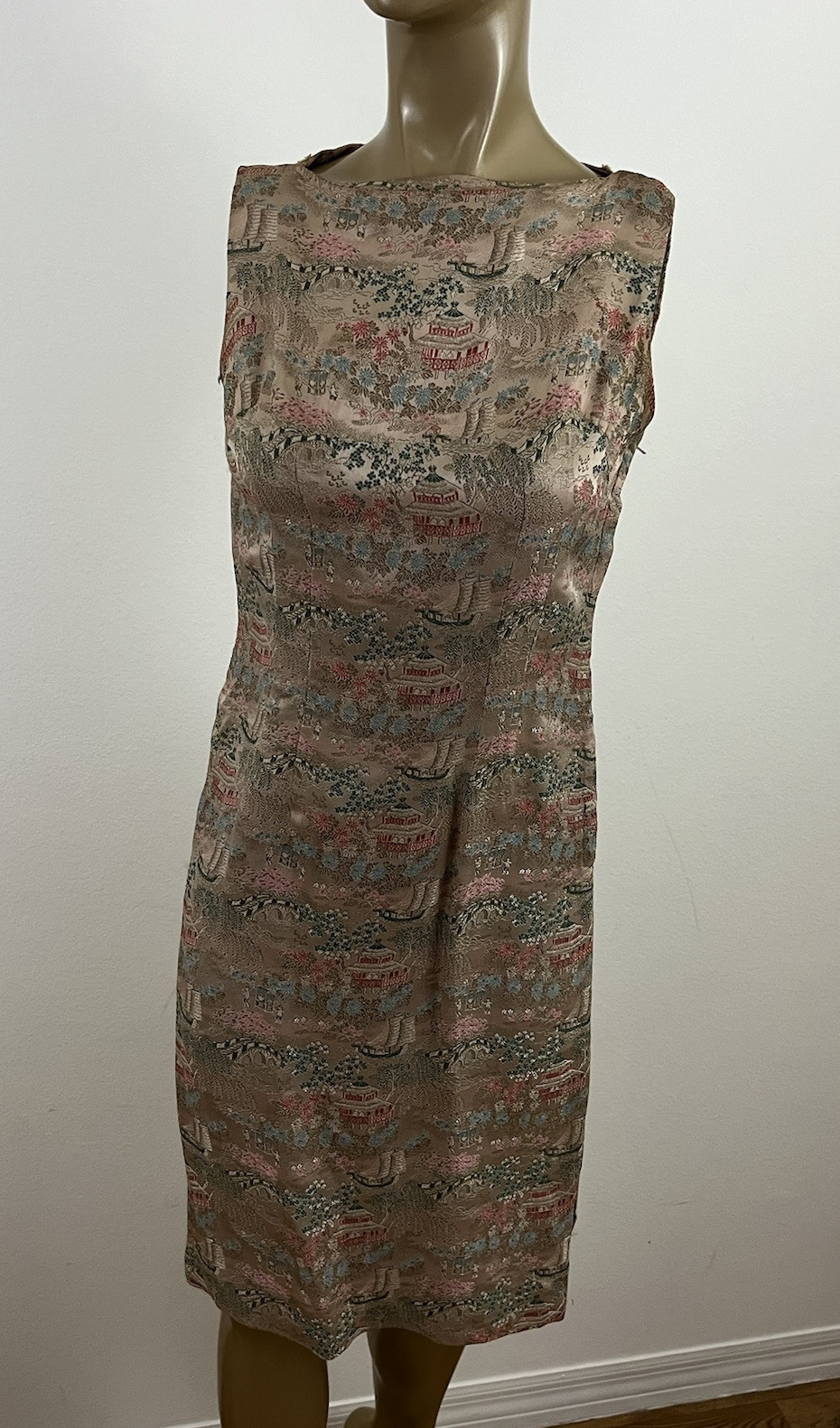 Vintage Modern Jr. Gale & Gale Asian Inspired Dress Brocade Pagoda Gold