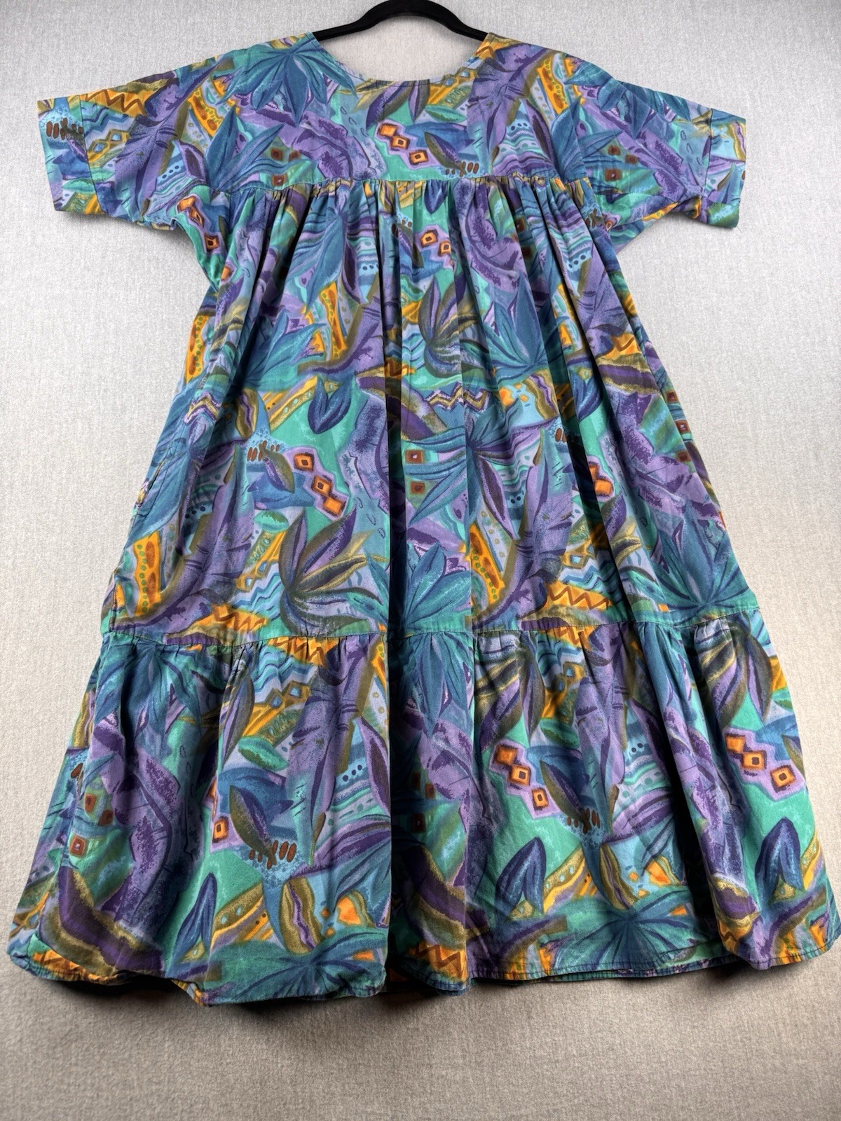 Vintage Muumuu House Dress Women’s XL Abstract Tropical Pockets Midi Boho 90s