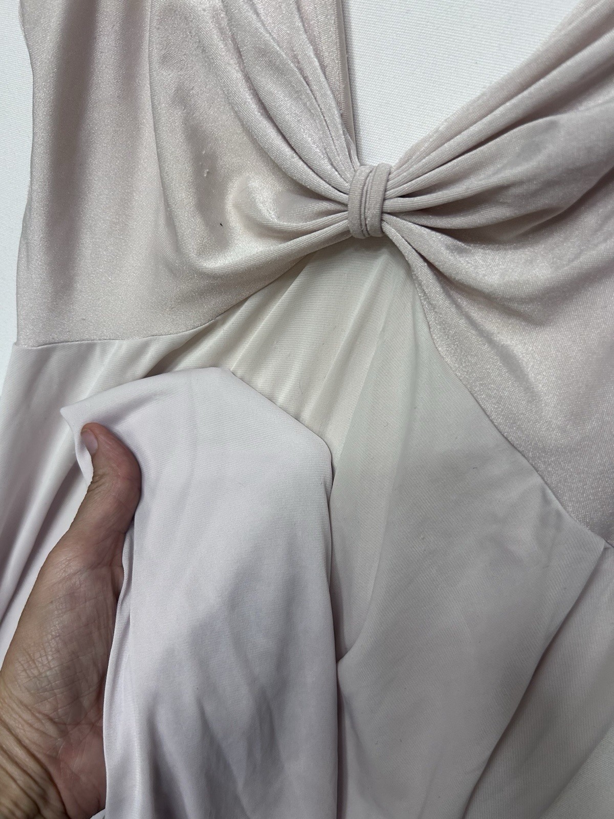 Vintage Olga BodySilk L Nightgown 9286 Nylon Pale Pink Twist Tie Not Bodice