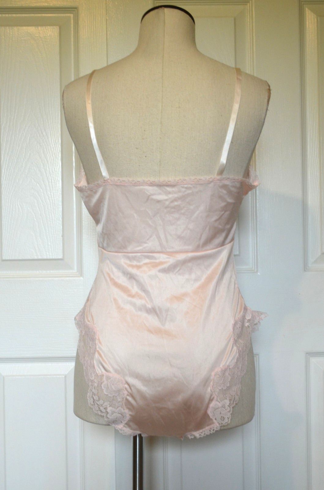 Vintage Teddy Pink Lace Ruffle Sheer Antron III Nylon One Piece Lingerie Size M