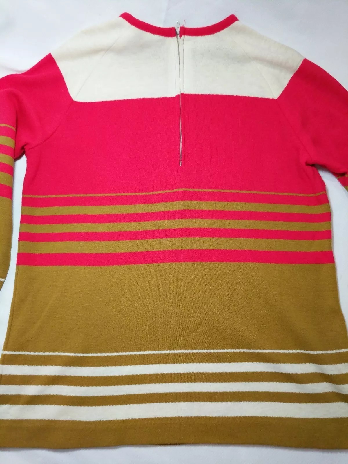Vintage Aileen Sweater Top Skirt Set Size L 100% Orlon Acrylic Olive, Red, White