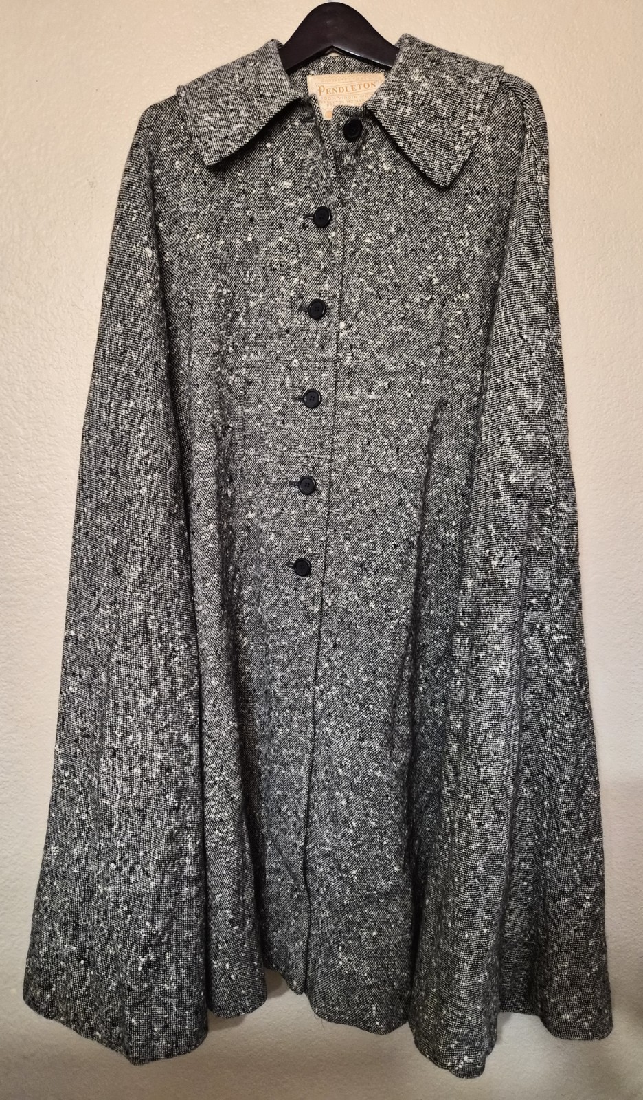 Vintage Pendelton Cape Shawl Poncho Wool Tweed Button Dowb Made In USA O/S
