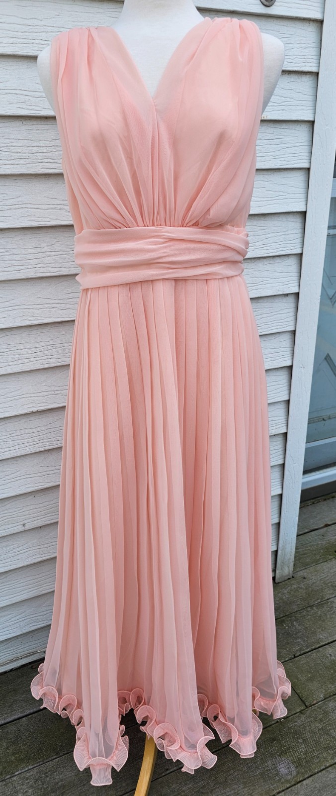 VTG 70s SHEER CHIFFON 2 PIECE PLEATED MAXI DRESS Peach Pink SZ 18 CAPE Grecian