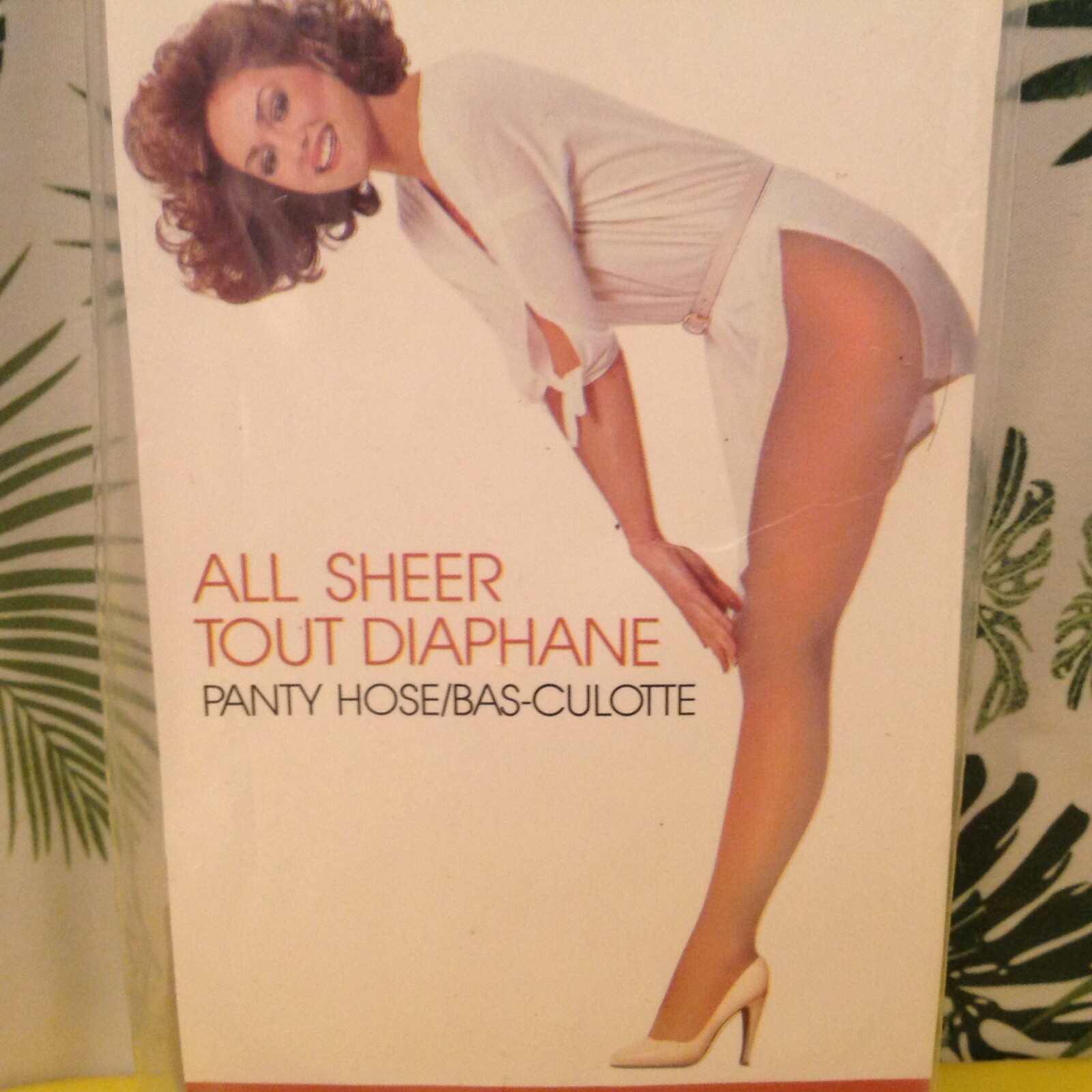 Vintage Pantyhose Whisper All Sheer Color Oyster Size Tall BC003A