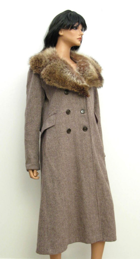 Vintage 70s Princess Trench Coat Sz M Wool Herringbone Tweed Raccoon Fur Collar