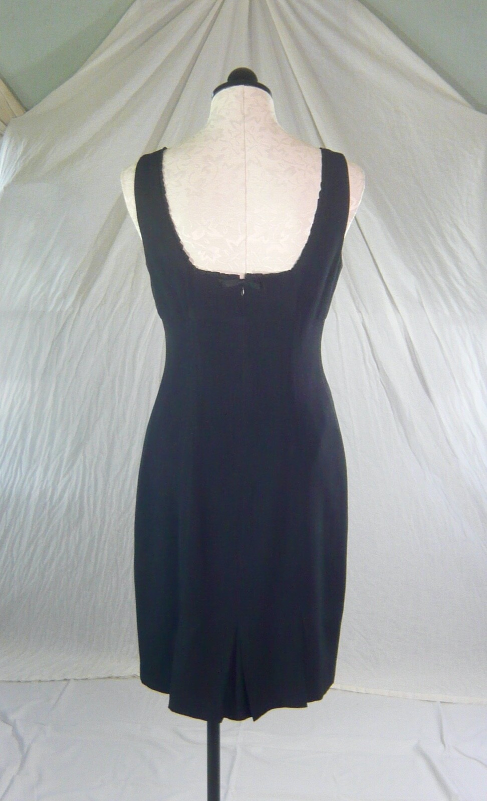 BaRgAiN BiN : NANETTE LEPORE vintage 80s 90s LITTLE BLACK DRESS curvy cocktail 8