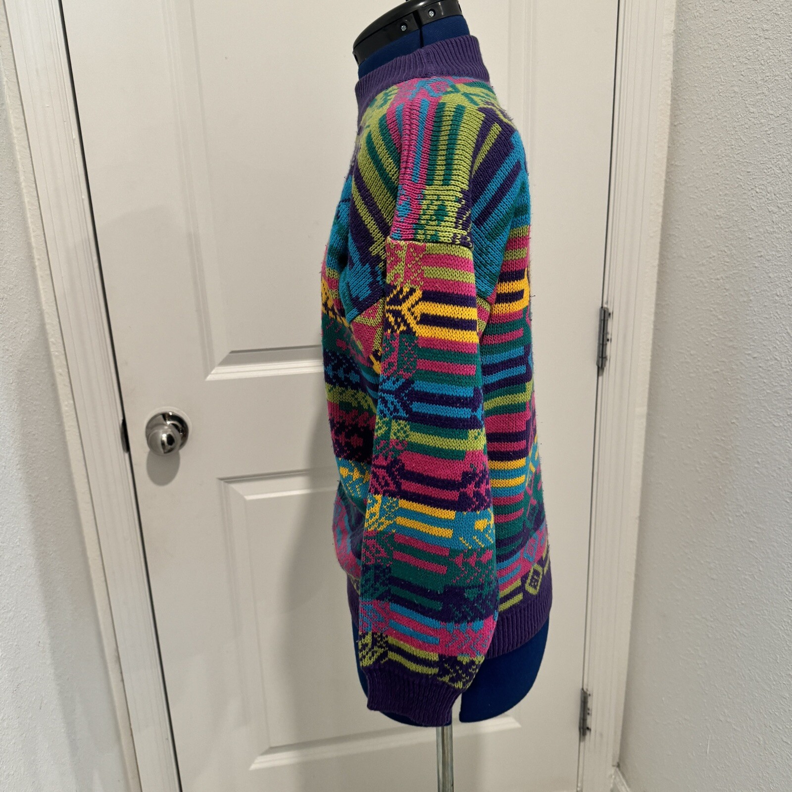 Women’s Vtg Retro Pull Over Sweater Size Medium 80s 90s Colorful Retro Rainbow