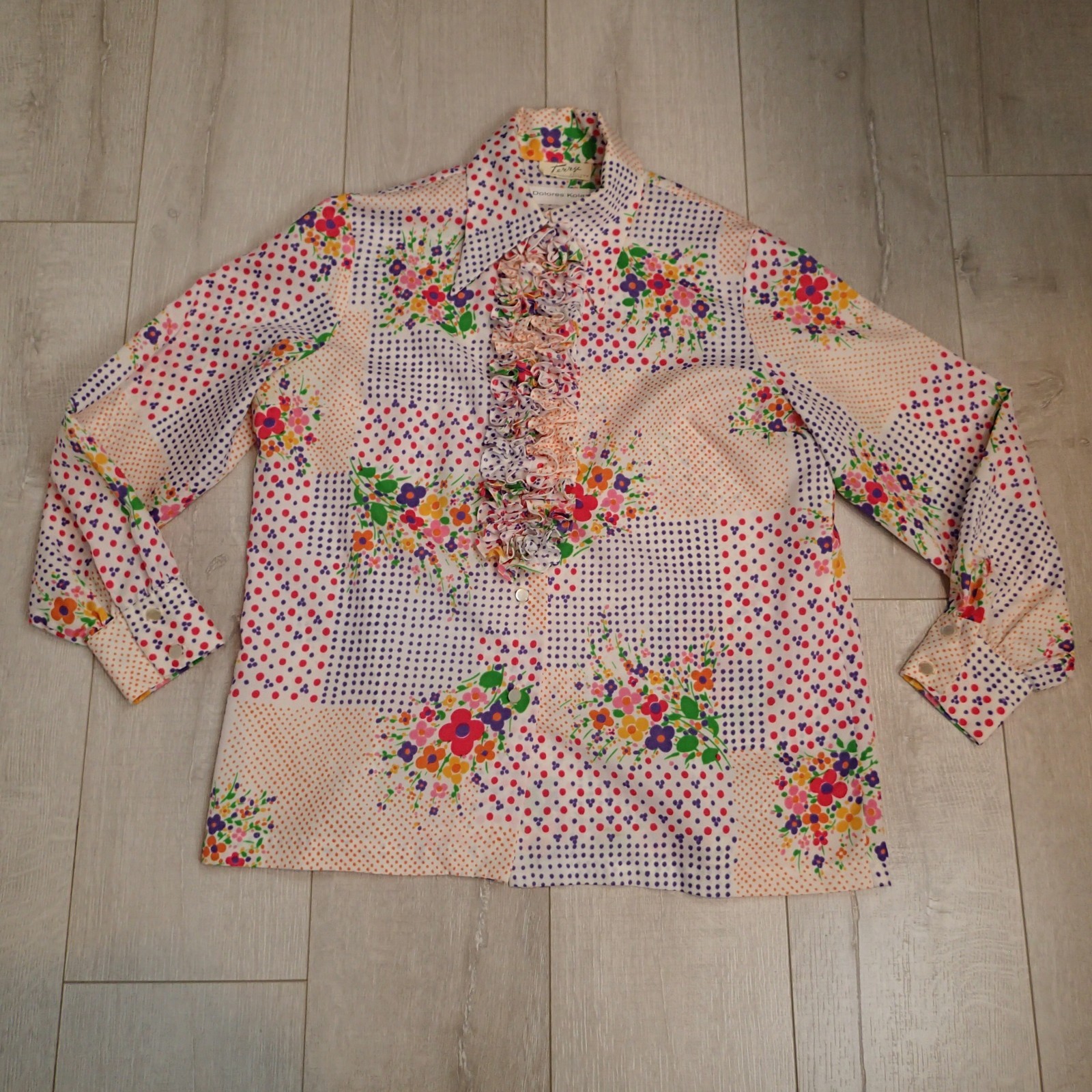 1960’ Button Up Blouse .vtg floral Terry Chicago Brand ruffle shirt top sz L?