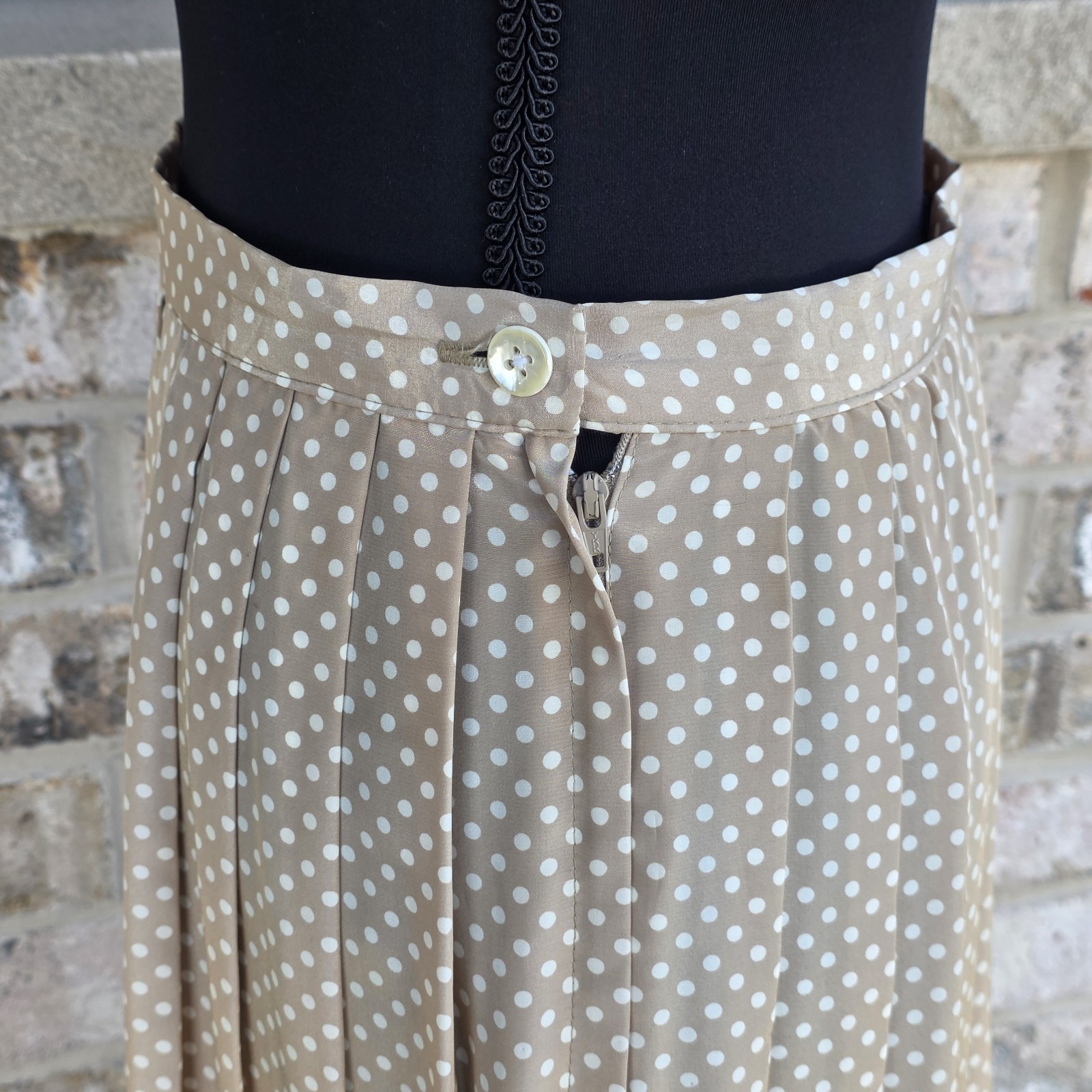 Vintage 80s Polka Dot Pleated Midi Skirt Tan Cream Russ Made USA ILGWU Size 10