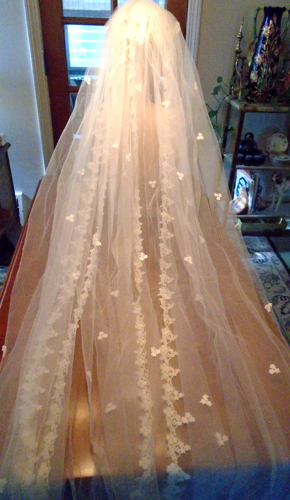 VINTAGE 1960s WEDDING VEIL w/ CAP Tulle & Lace 74″ Long PRISCILLA OF BOSTON