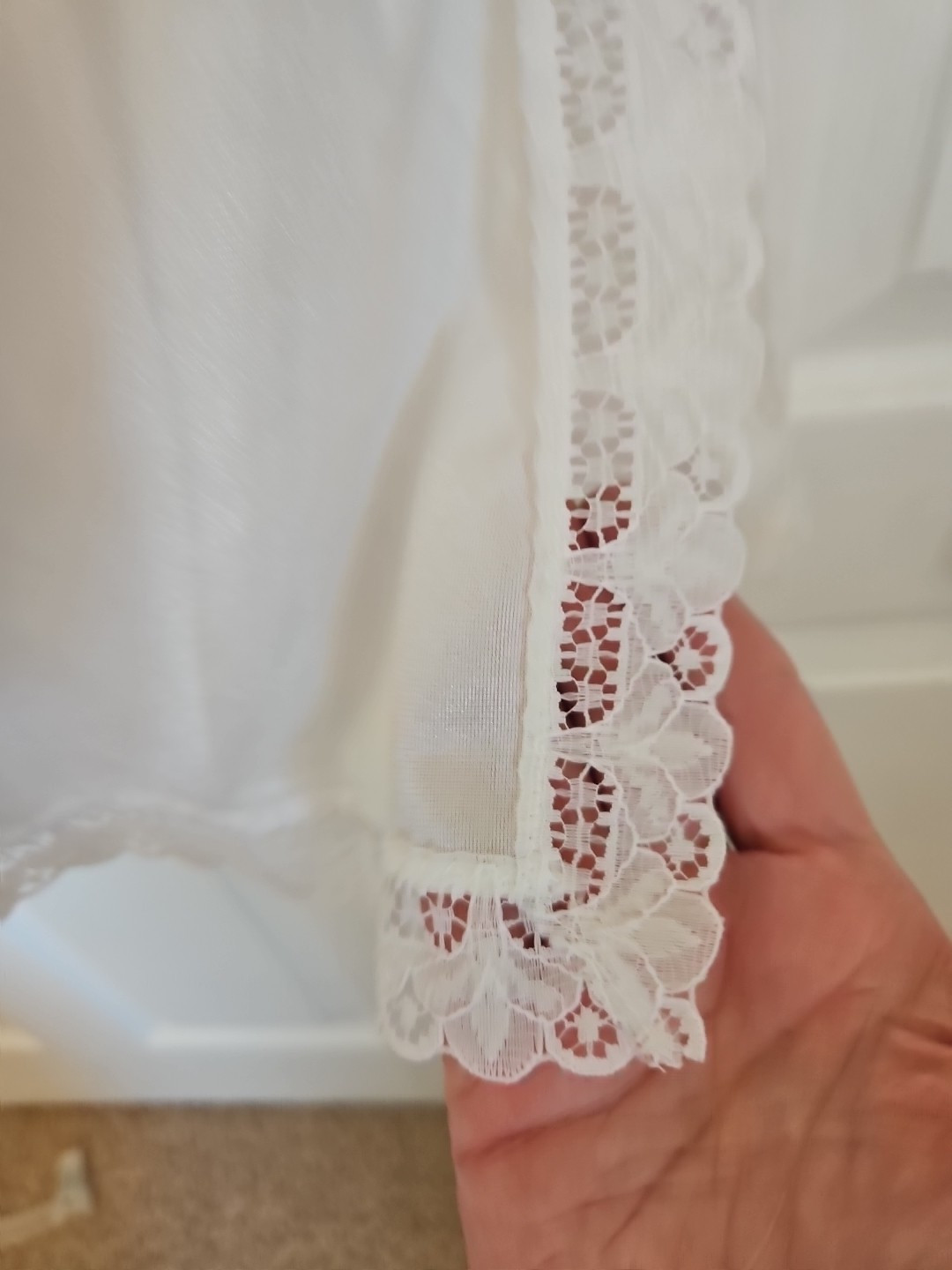 FORTUNE White Vintage Half Slip Size Small Lace Trim 100% Polyester