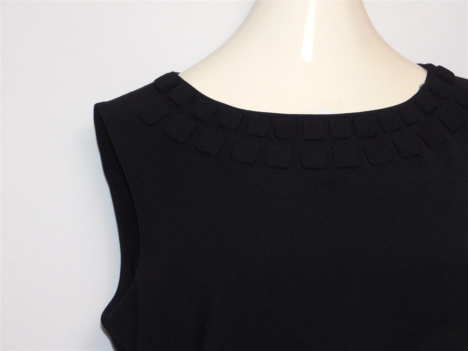 Women’s Dana Buchman Black Elegant Classic Shift Dress Sz 12
