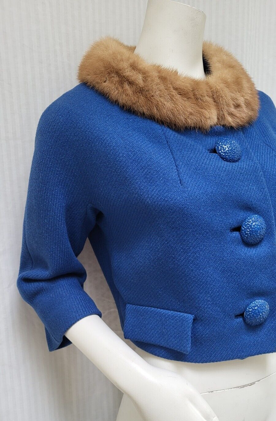 Vintage 1950/60’s Blue Wool Dolman Sleeve Fur Collar Cropped Jacket – Size M
