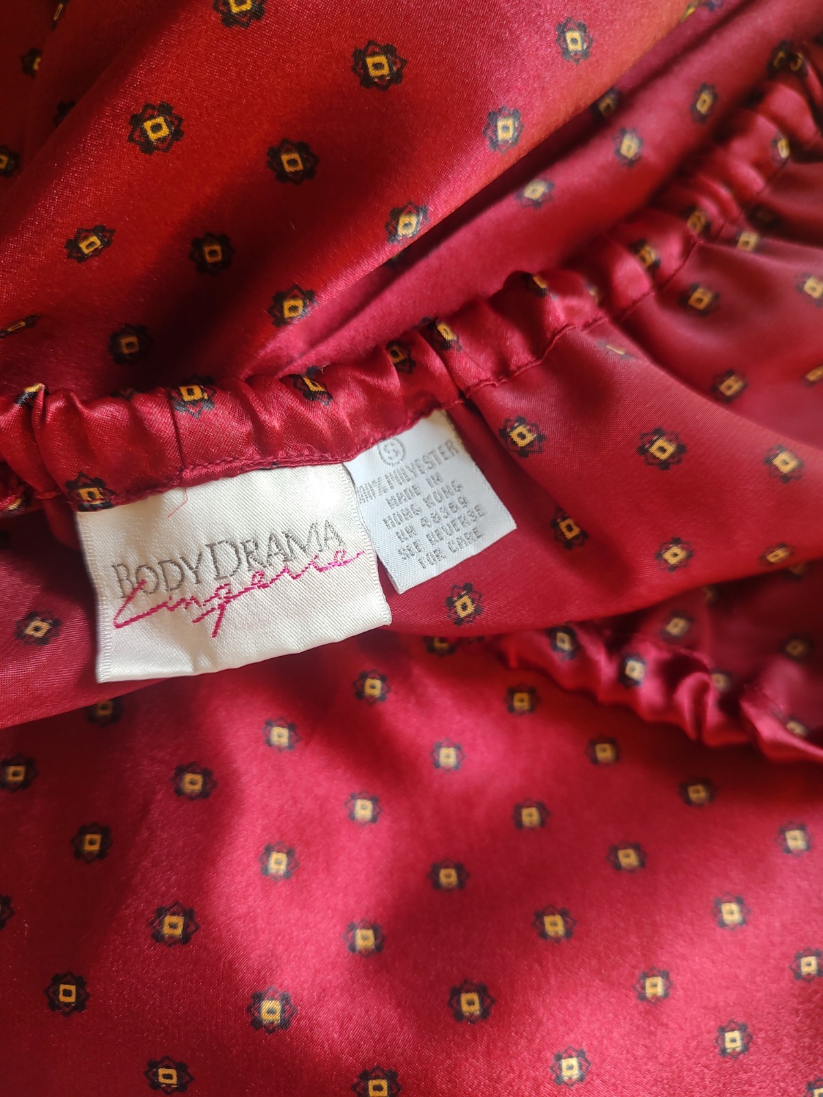 90’s Vintage Pajamas PJ’s Lounge Wear Body Drama Retro Red Satin Sexy Sz S