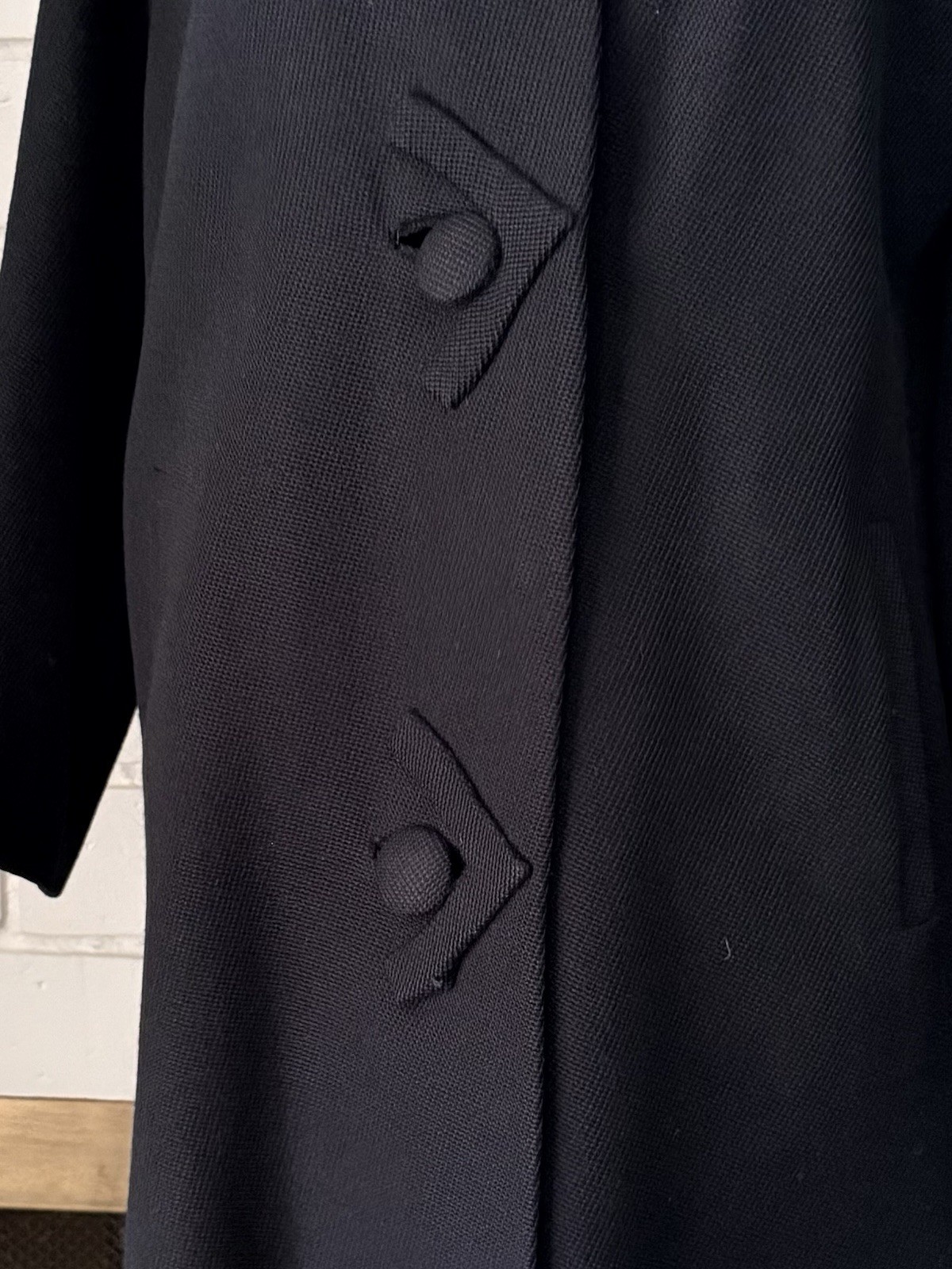 Vintage Long Black Swing Fabric Coat 50s 60s Real Fur Collar M USA jacket winter