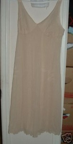 Vintage Vassarette Slip Size A 34 crepelon 100 nylon