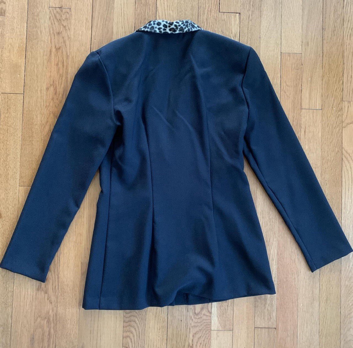 Alyn Paige Women’s Black Blazer, Leopard Collar, size 8,80s 90s Vintage Tailored