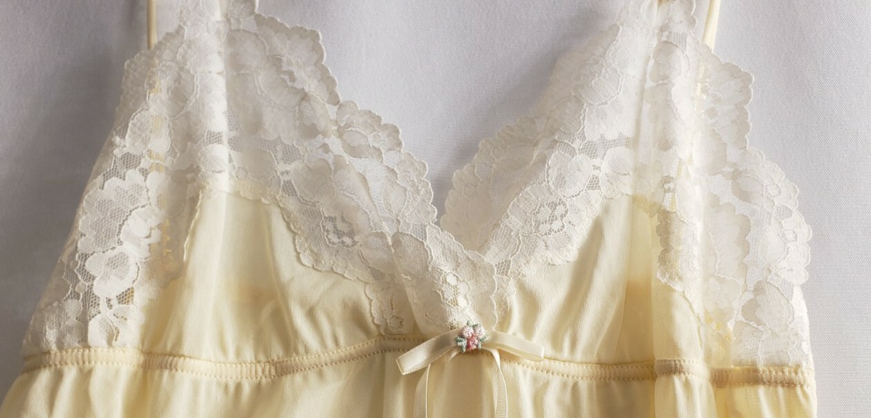Vtg JcPenney 60’s Nightgown/Peignoir Set Bridal robe lace nylon RARE!! Sm Med