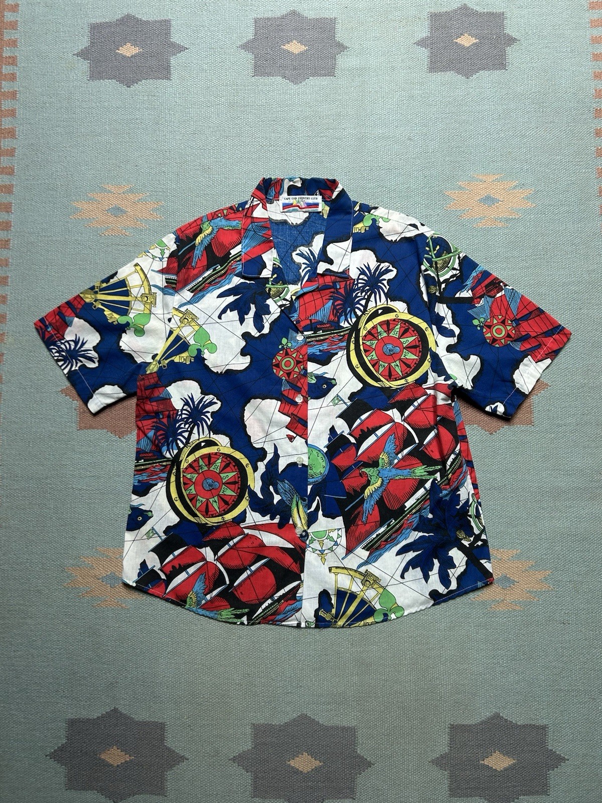Vintage short sleeve Hawaiian shirt button front cape cod beach women’s large?