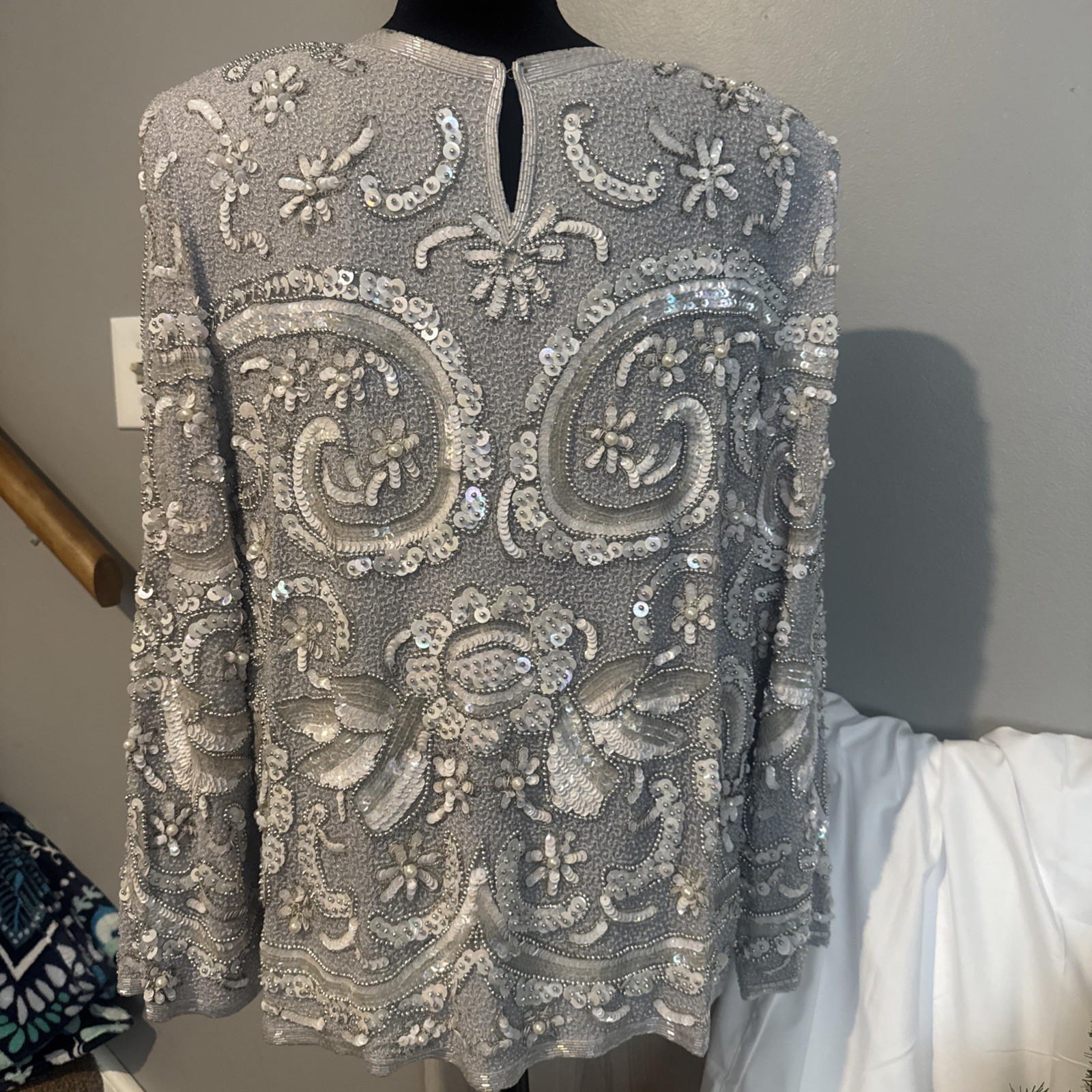 Vintage Royal Feelings Shimmering Pearl Silver Grey Silk Sequined Blouse XL