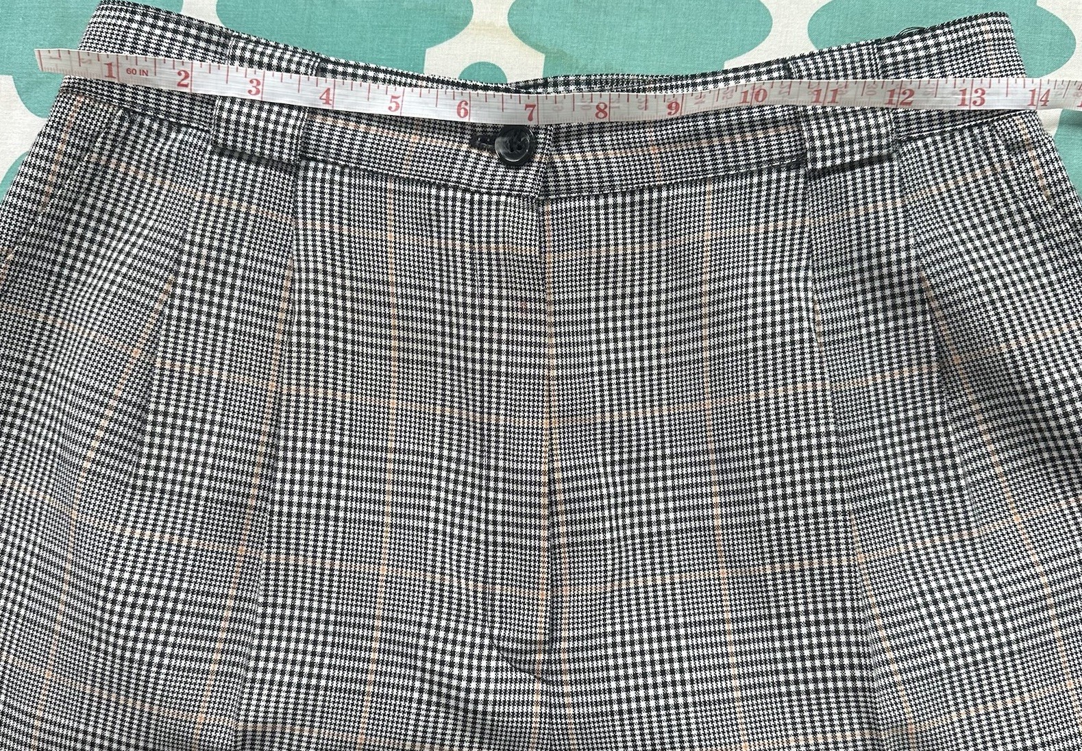 Vintage High Waisted Plaid Pleated Tapered Trousers Beige Size 6