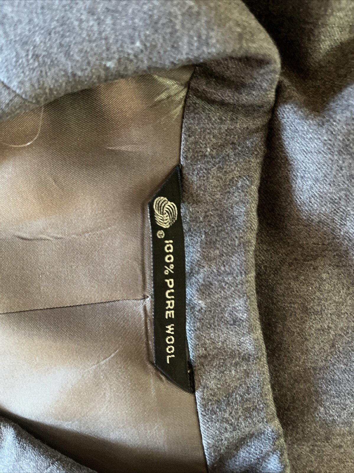 Vintage Charcoal Gray 100% Wool Skirt Suit Fully Lined Size 8 Circa 1980