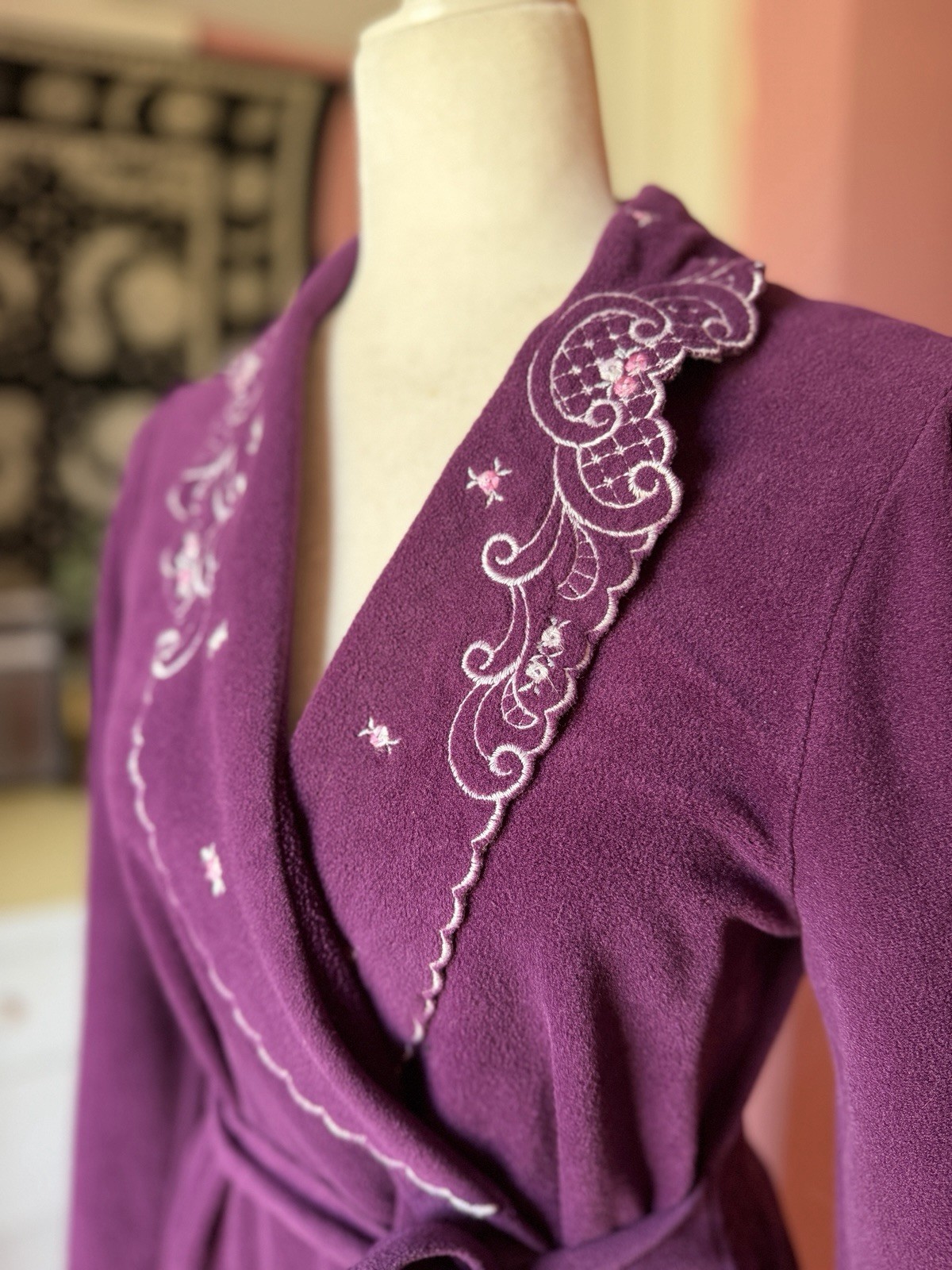 Vintage USA Shadowline Purple Velvet Floral Evening Robe Size Small