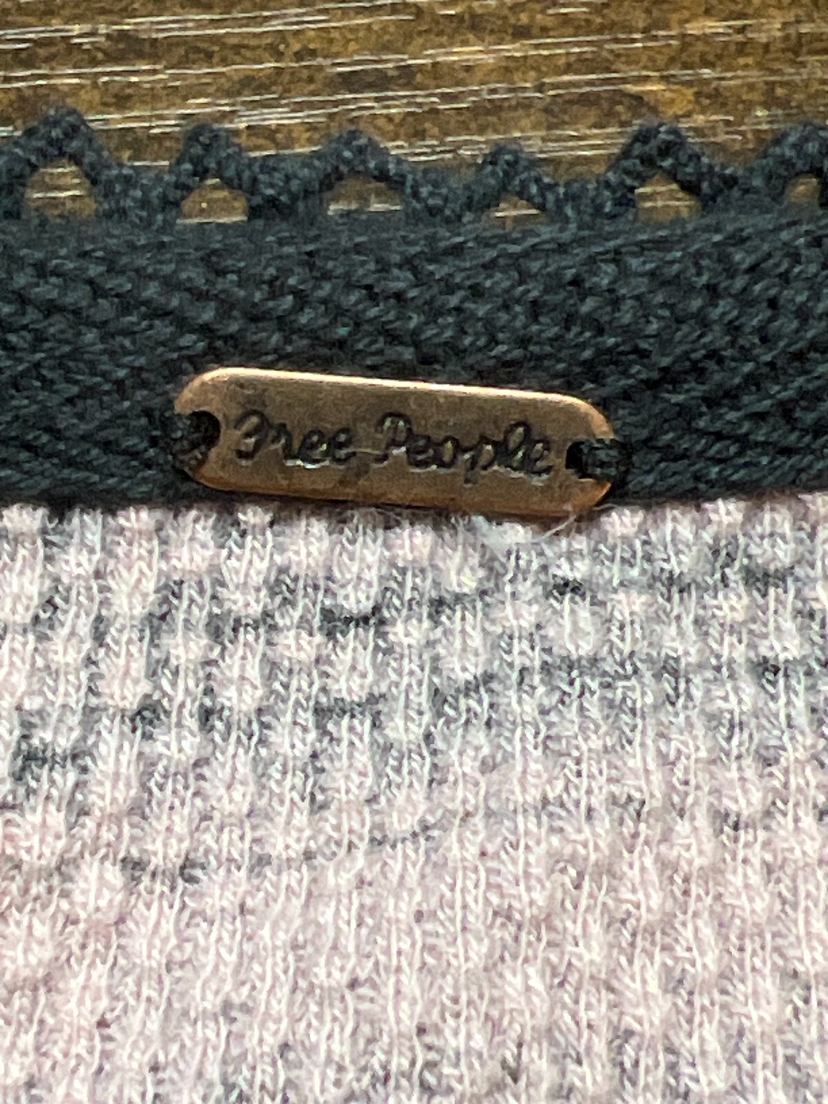 Vintage Free People Gray/Pink Long Sleeve Scoop Neck Cropped Thermal Top, VG.