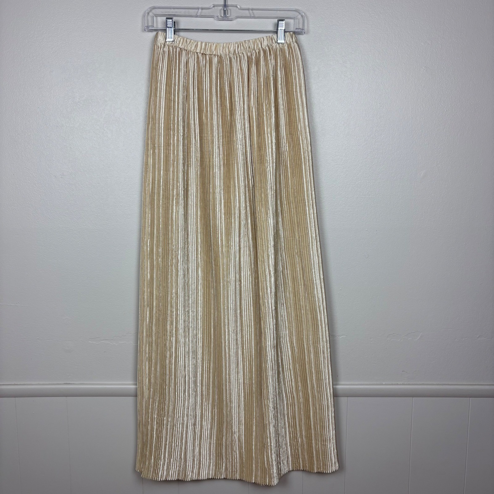 Jeanne Marc Pleated Maxi Pull On Skirt Size S (8-10) Gold Shimmer Plisse Vintage