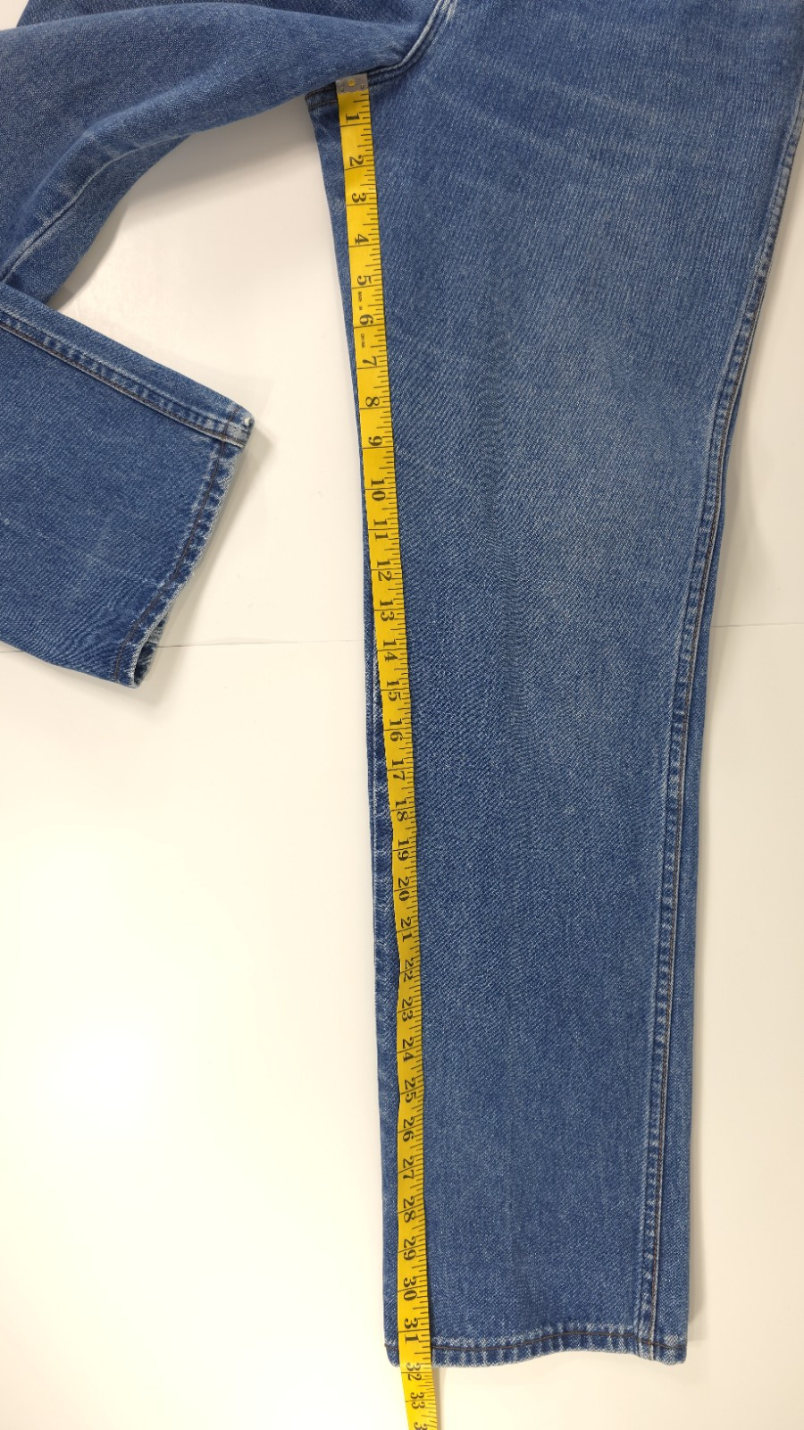 VINTAGE WRANGLER WOMEN’S JEANS SIZE 10 AVERAGE MEASUREMENTS 27×32 *100% COTTON*