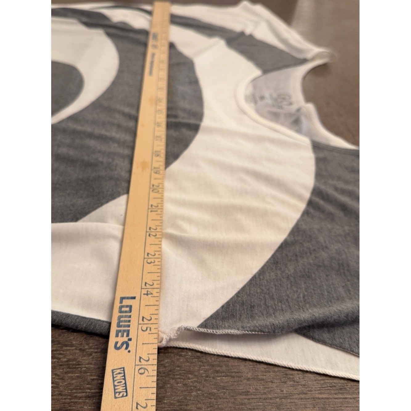 Go Couture Vintage Dolman Sleeve Gray and White Tee Large