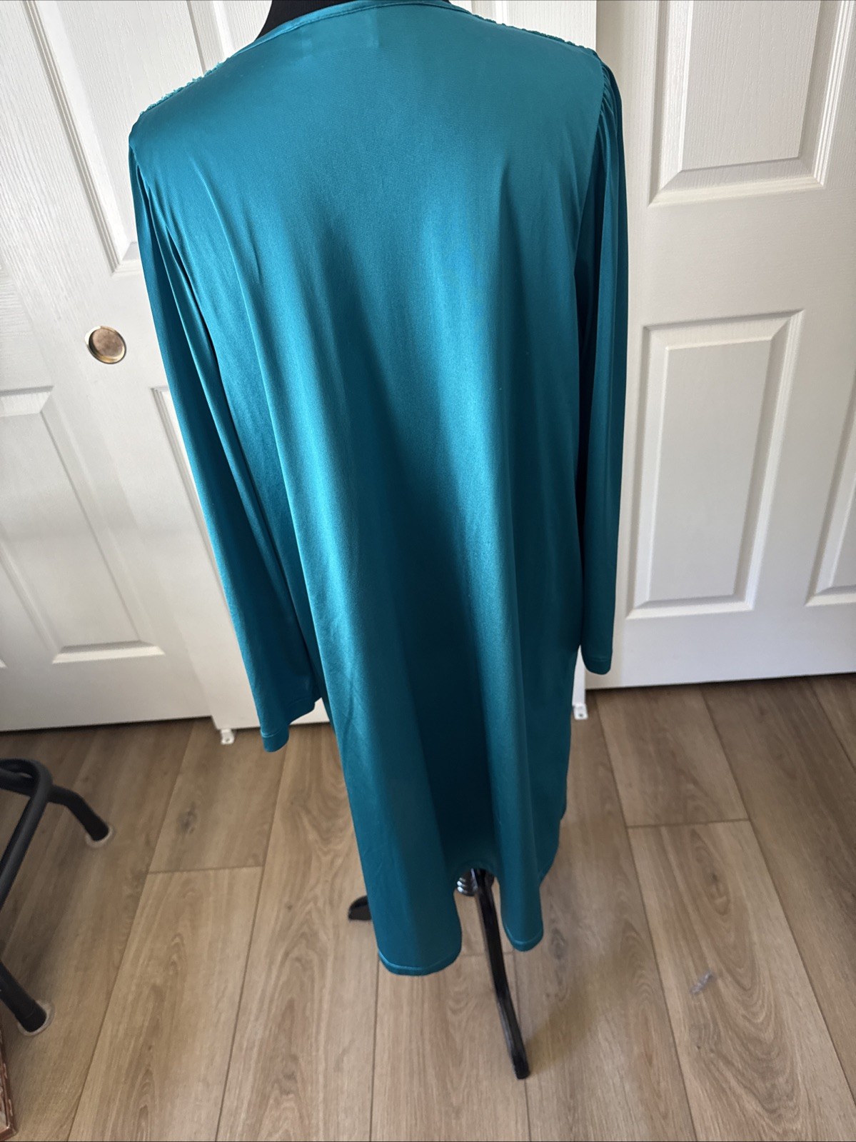 Vanity Fair Jade Green Nylon Nightgown Lace / Satin Bow With Matching Robe M