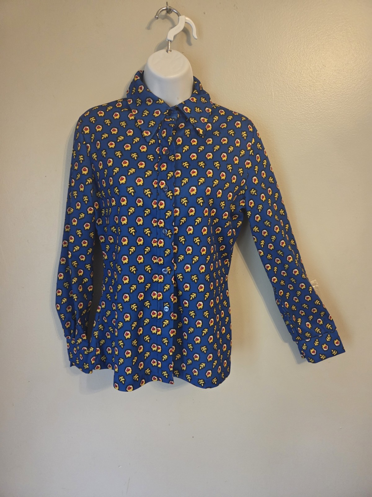 Vintage 70s Jack Winter Blue Strawberry Print Button Up Top Shirt Womens S