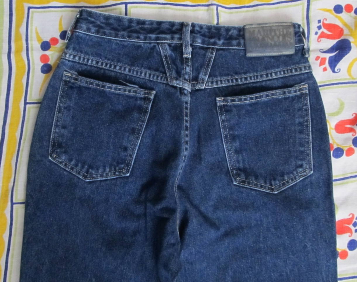 Vintage 1980’s dark wash, blue label Marithe Francois Girbaud jeans size 9/10