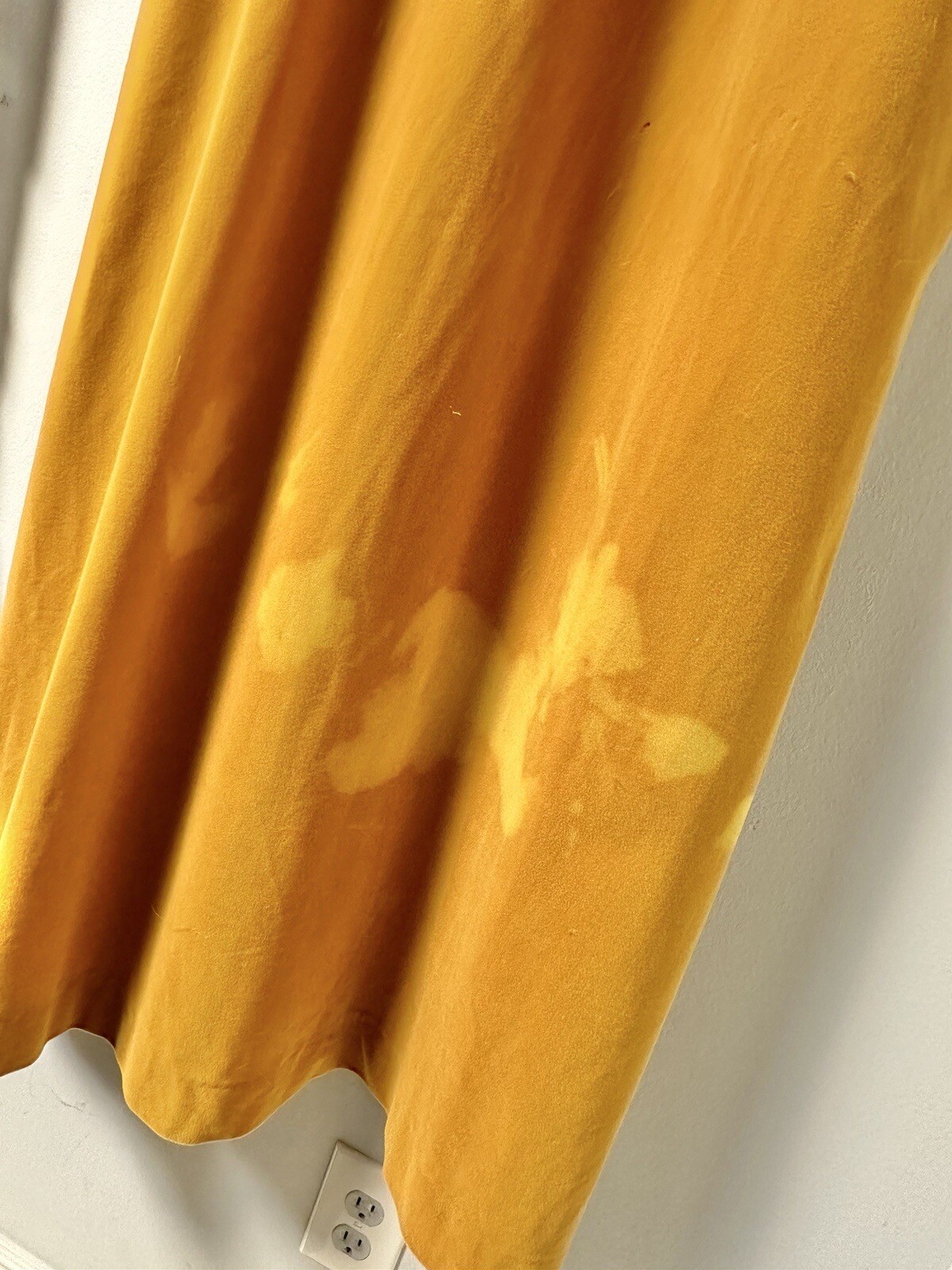 Vintage 50s 60s Duster House Coat Robe Ballerina Dancer Gold With feathers RARE