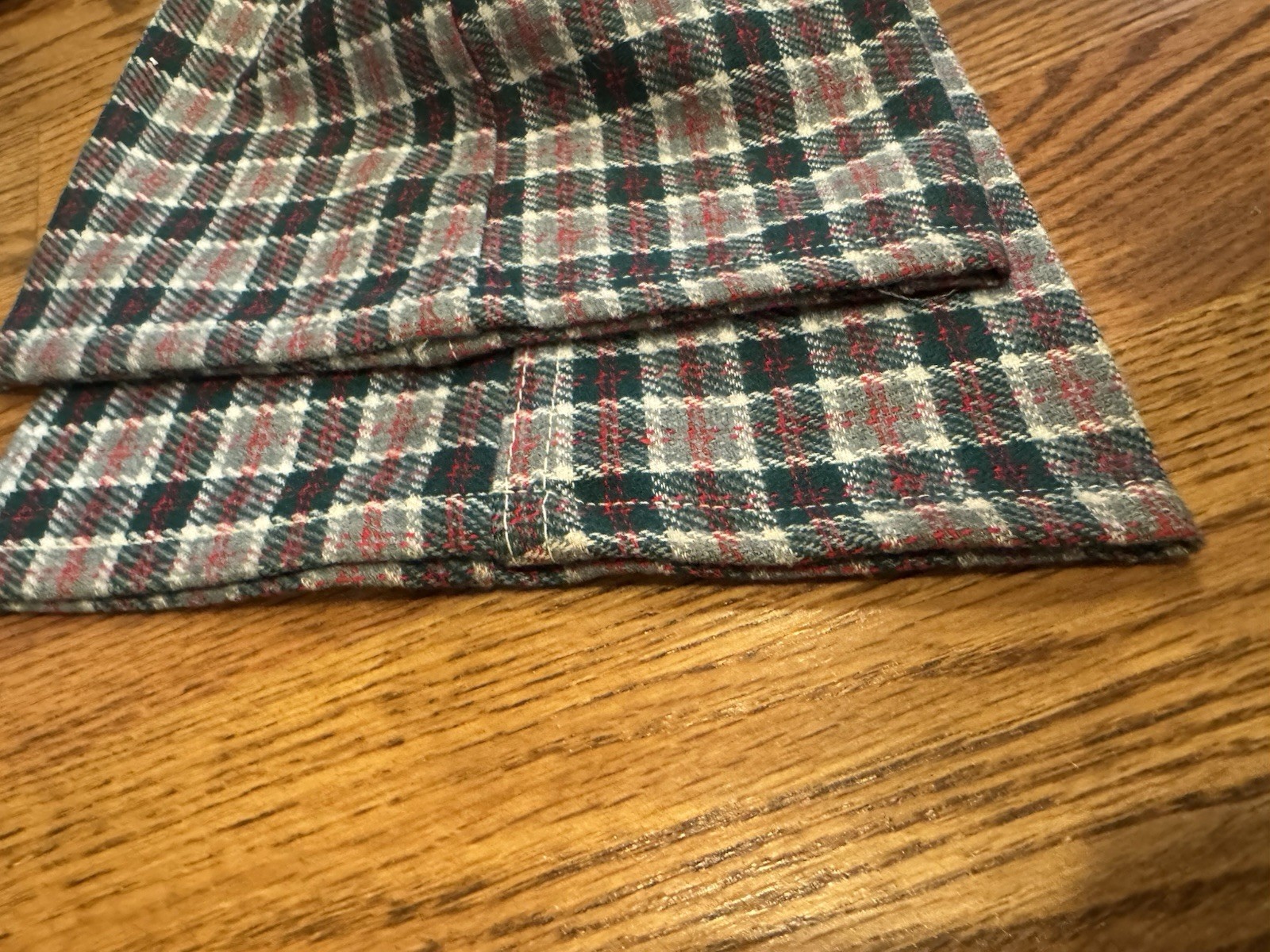 Vtg 1970s Maverick Plaid Pants XS 24×31 Green Red Checkered Bell Bottoms EUC