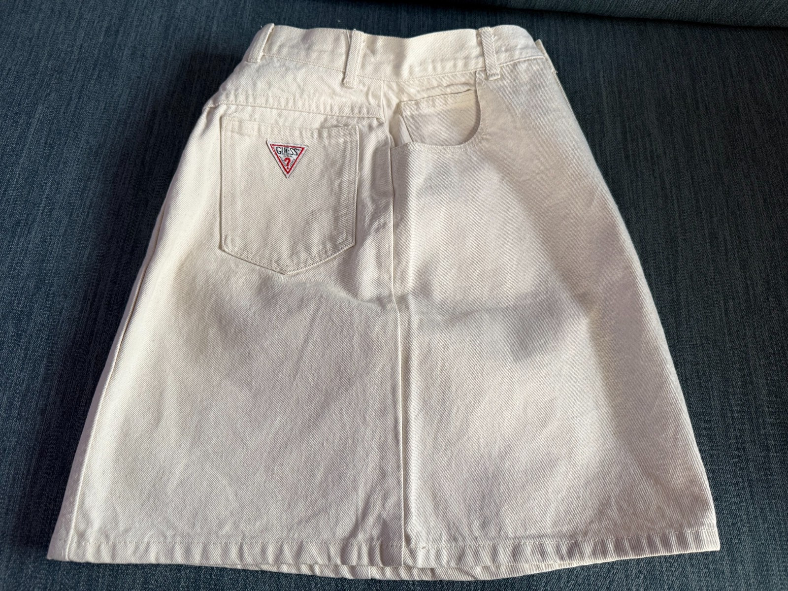 VTG GUESS Off White Denim Skirt 80s 100% Cotton sz 30 Waist 26″ Made in USA