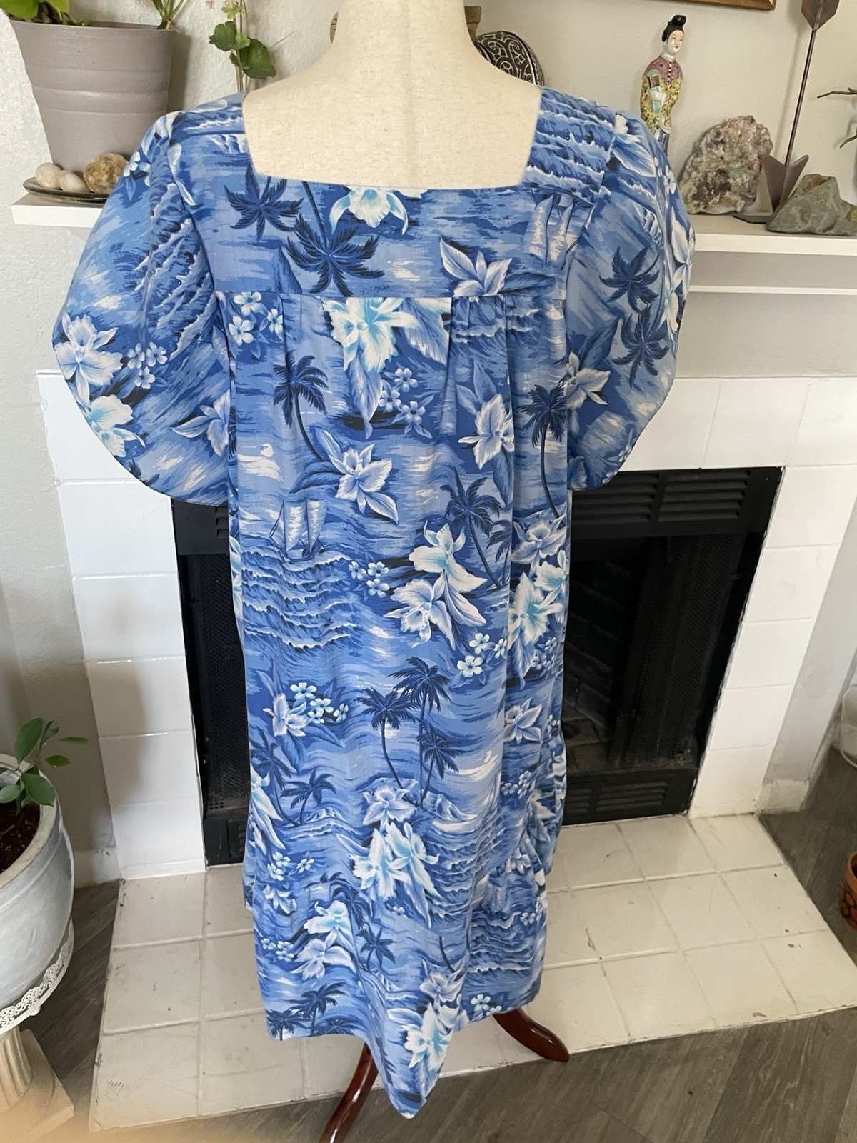 Vint Jade Fashions Made in Hawaii Dress 3XL Empire Tiered Blue Hawaii Hostess